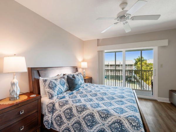 Two Bedroom Bradenton Beach Condo Gulf-Front